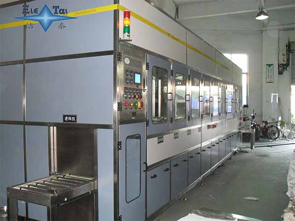 超聲波清洗設(shè)備的三大優(yōu)勢特點 全自動超聲波清洗機