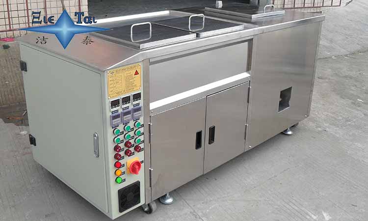 如何快速清洗汽車發(fā)動機(jī)上面的油污和積碳?1 如何快速清洗汽車發(fā)動機(jī)上面的油污和積碳?1