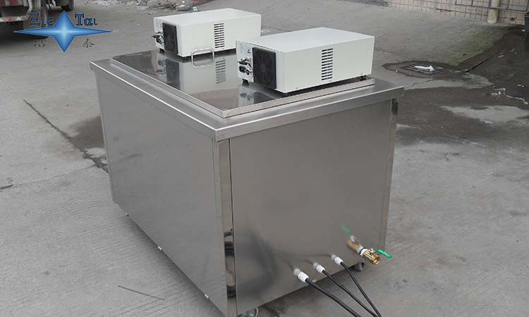 五金零件超聲波清洗機(jī)