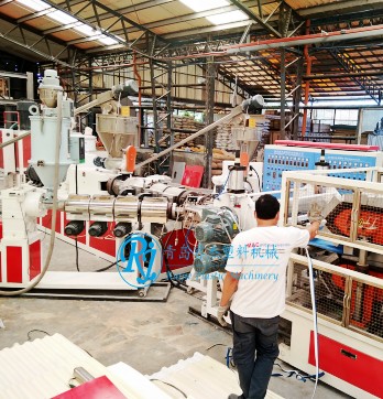 超聲波清洗機如何清洗塑料污染物？