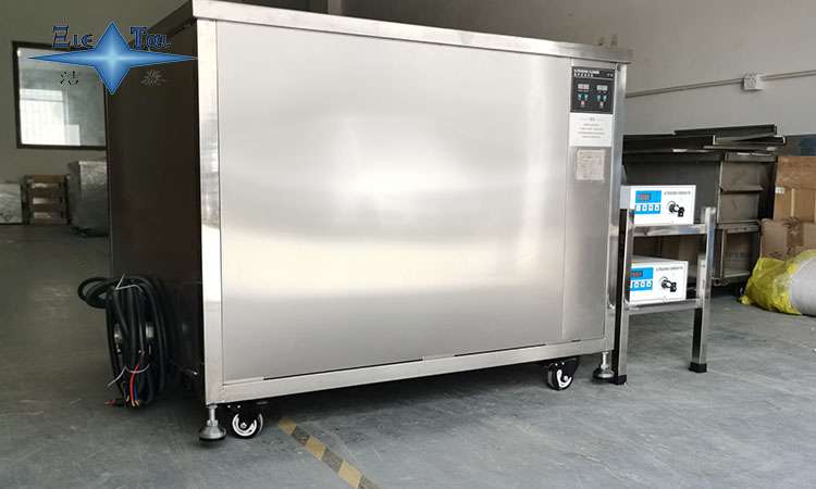 超聲波清洗機清洗軸承時應(yīng)使用哪種油？—專業(yè)選擇與操作指南